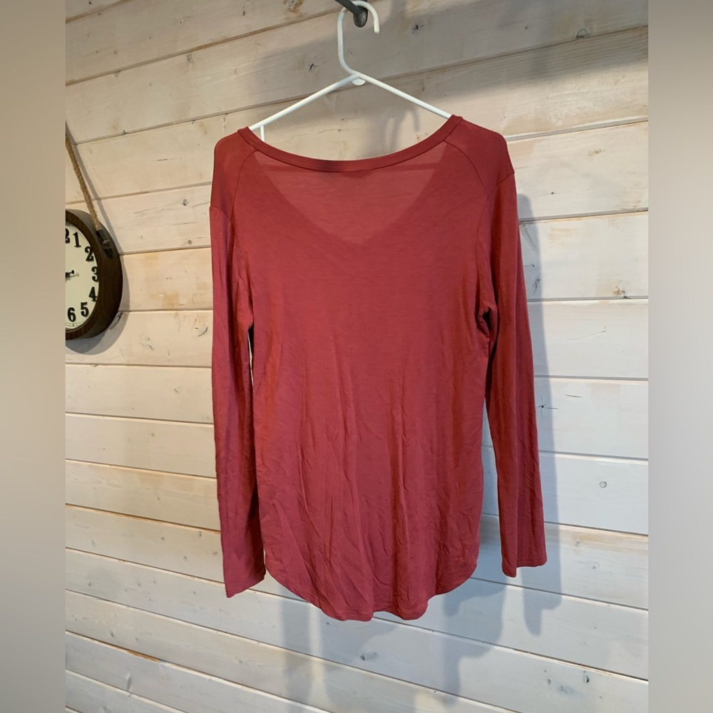 Pepper & Zoe | Raspberry Classic Victoria Top - Picture 5 of 6